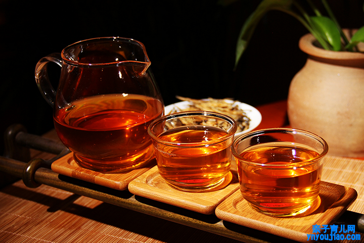  红茶对人体的好处与坏处都有哪些 喝红茶的益处与坏处
