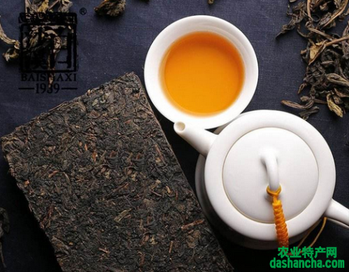  长期喝黑茶对身体有什么好处 常常喝黑茶有益健康