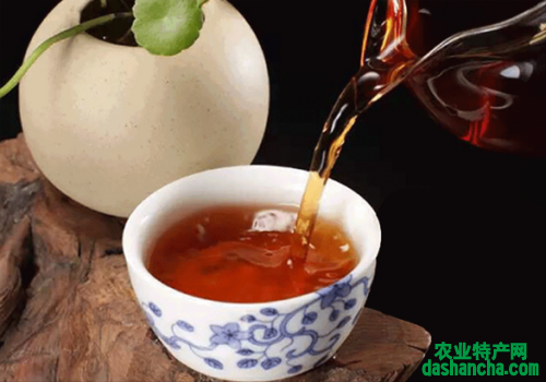  安化黑茶十大功效与作用是什么 喝黑茶真的能减肥吗