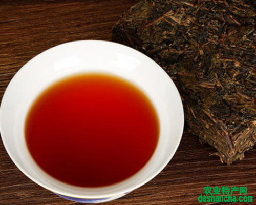  安化黑茶茯砖茶功效怎么样 喝安化黑茶茯砖茶的好处介绍