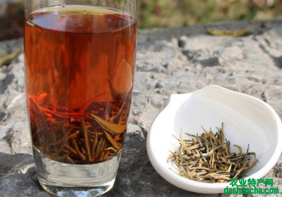  红茶的好处 红茶对腹泻的作用 红茶可以改善口腔健康