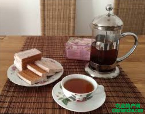  红茶叶的功效与作用是什么 红茶的好处及适用人群介绍