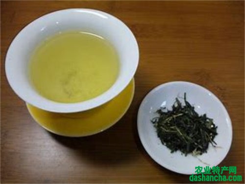  绿茶对身体有什么好处 喝绿茶有助消化止咳化痰的功效吗