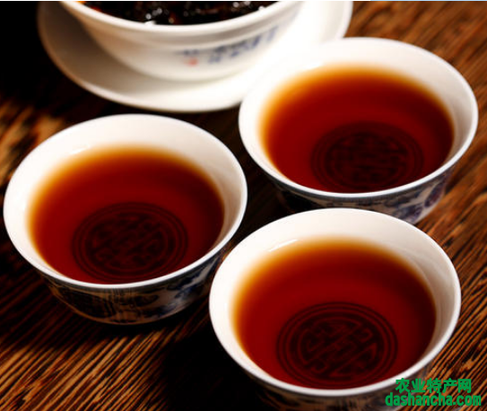  老班章普洱茶的作用与功效 为什么老班章普洱茶那么珍贵