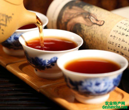  老枞红茶的冲泡方法 老枞红茶这样泡好喝 老枞红茶有用水