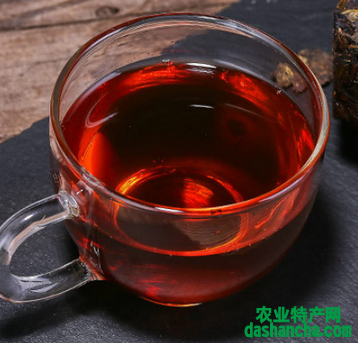  茯苓黑茶的功效与作用 黑茶茯砖中含有什么可以让人延长寿命