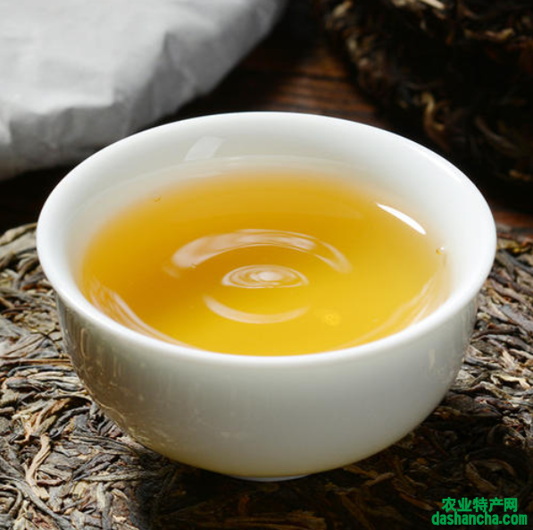  生姜和普洱茶一块煮的功效 陈年普洱茶最健脾养胃的食用方法