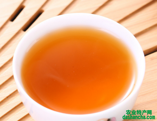  乌龙茶的副作用 乌龙茶有副作用 但是也有很多好处