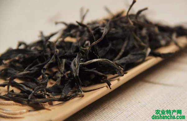  红茶对男性的益处 男人喝红茶的8大功效与作用 喝红茶能消炎杀菌吗