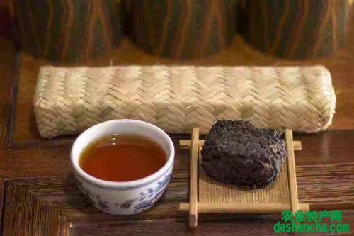  藏茶多少钱一斤 藏茶叶怎么分类