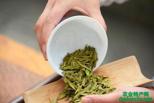 龙井功夫茶的冲泡方法 龙井茶的功效和作用