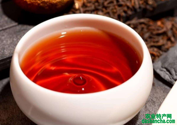  龙珠茶的冲泡方法 龙珠茶适合冲泡的茶具 使用什么水温