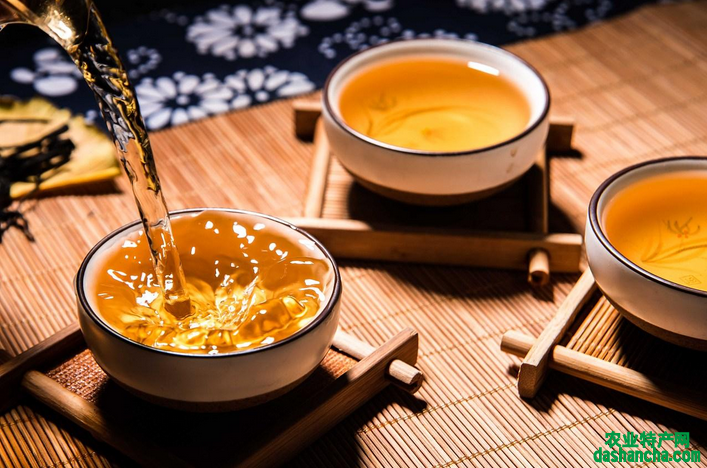 喝红茶的优缺点都有哪些 详解饮用红茶的六大好处和坏处